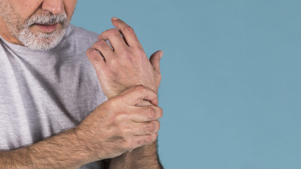 Признаки артрита кисти руки